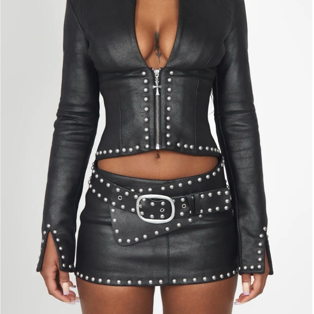 STUDDED ZIP UP CARBON